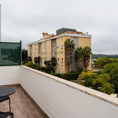 アパート Altido Stunning Flat With Balcony *